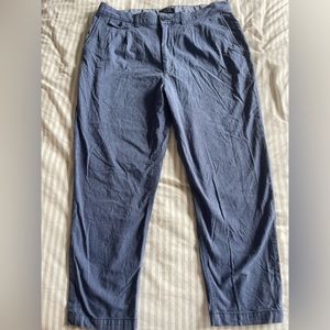 Banana Republic Relaxed Taper Fit 36 waist